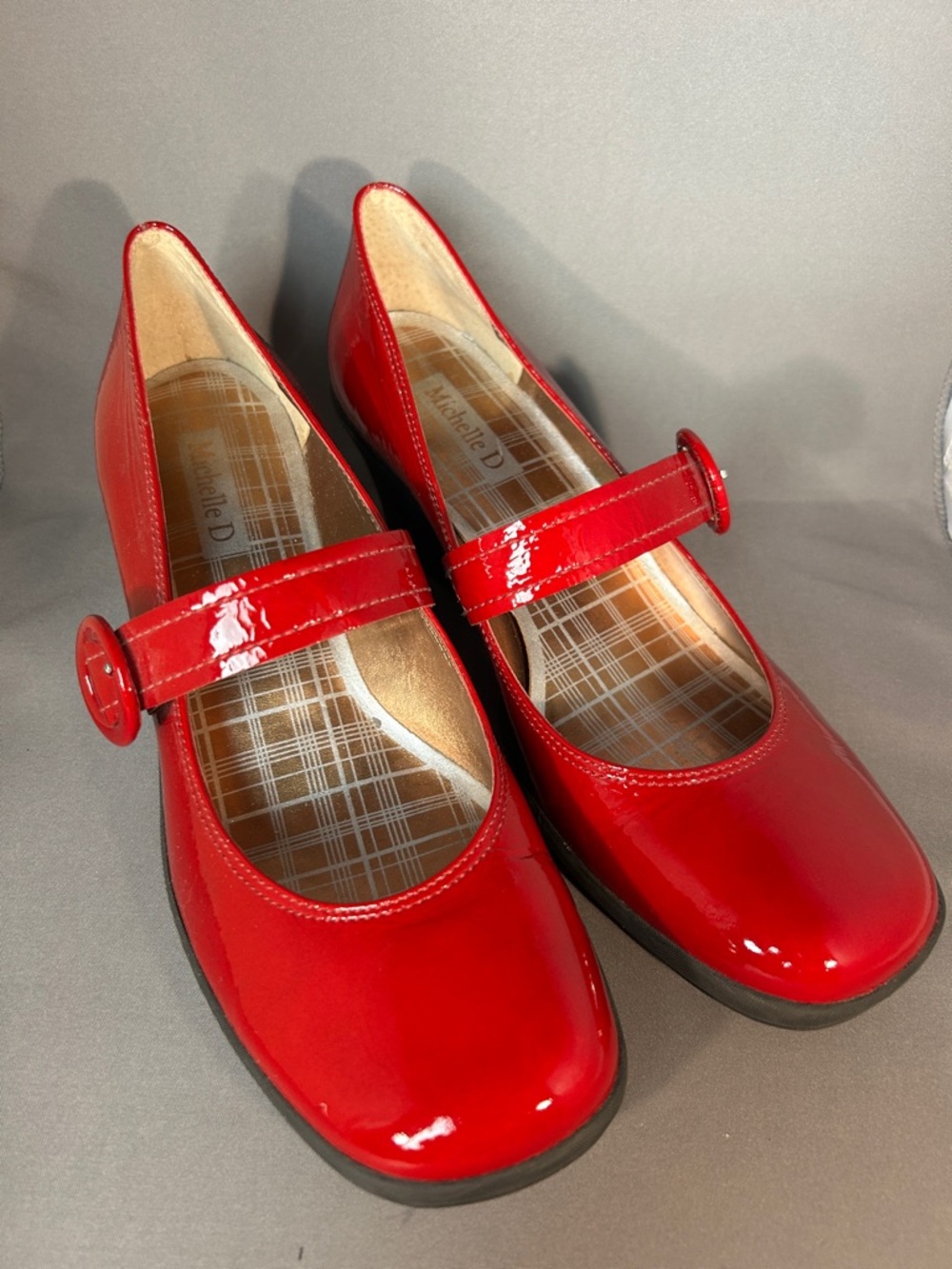 Michelle D Mary Jane Heels Womens 10 Red Patent Leather Wedge Buckle Shoes